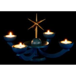 Adventsleuchter blau, mit Teelichthalter ohne Engel 31x31 cm