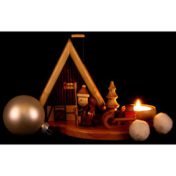 Rauchhaus mit Weihnachtsmann auf Sockel, natur - 16x21,5x12 cm