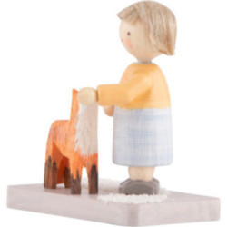 Flax Haired Children Girl with Fox - 4,4 cm / 1.7 inch