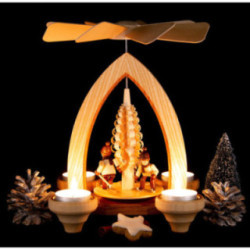 1-Tier Pyramid - Winter Athletes - Natural - 26 cm / 10.2 inch
