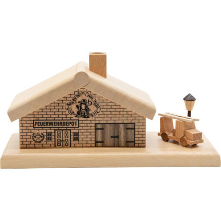 Smoking Hut Fire Brigade - 7,5 cm / 3 inch