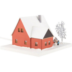 Lighted House Ore Mountain House with Children, small - 18,5 cm / 7.3 inch