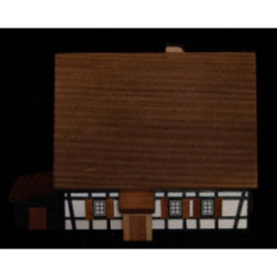 Lighted House Farmhouse with Shed - 7,2 cm / 2.8 inch